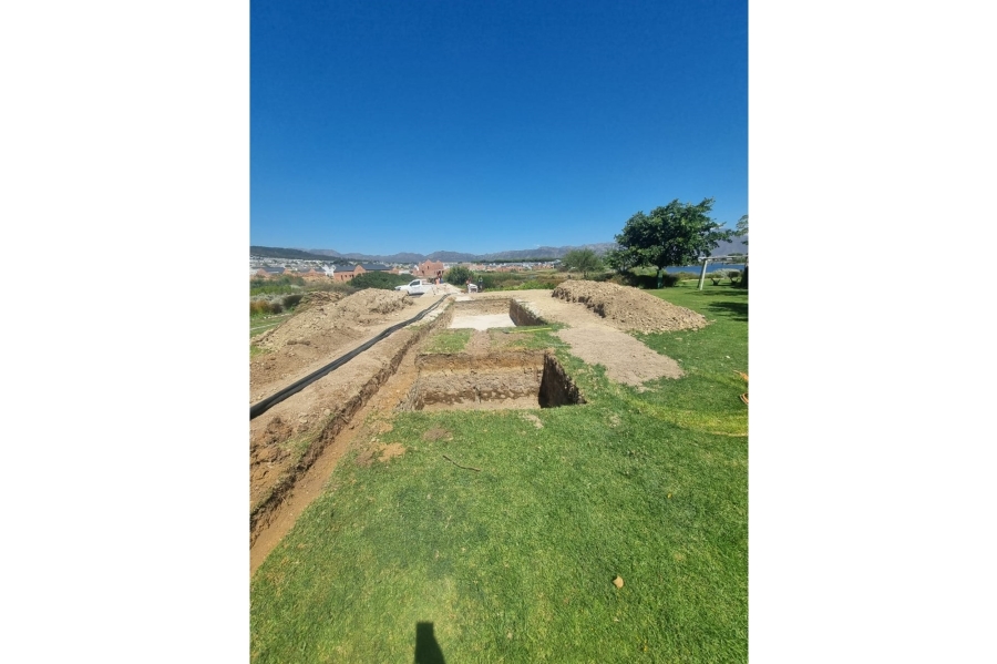 2 Bedroom Property for Sale in Somerset Lakes Western Cape